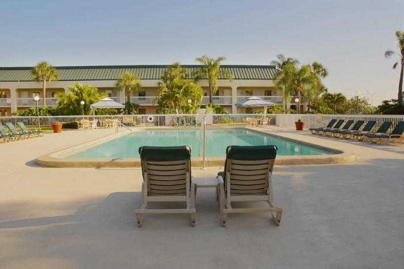 Surestay Plus Hotel By Best Western Clearwater Central Eksteriør bilde