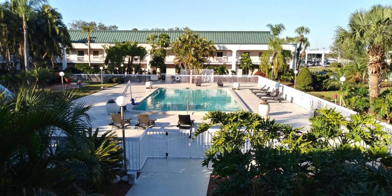 Surestay Plus Hotel By Best Western Clearwater Central Eksteriør bilde